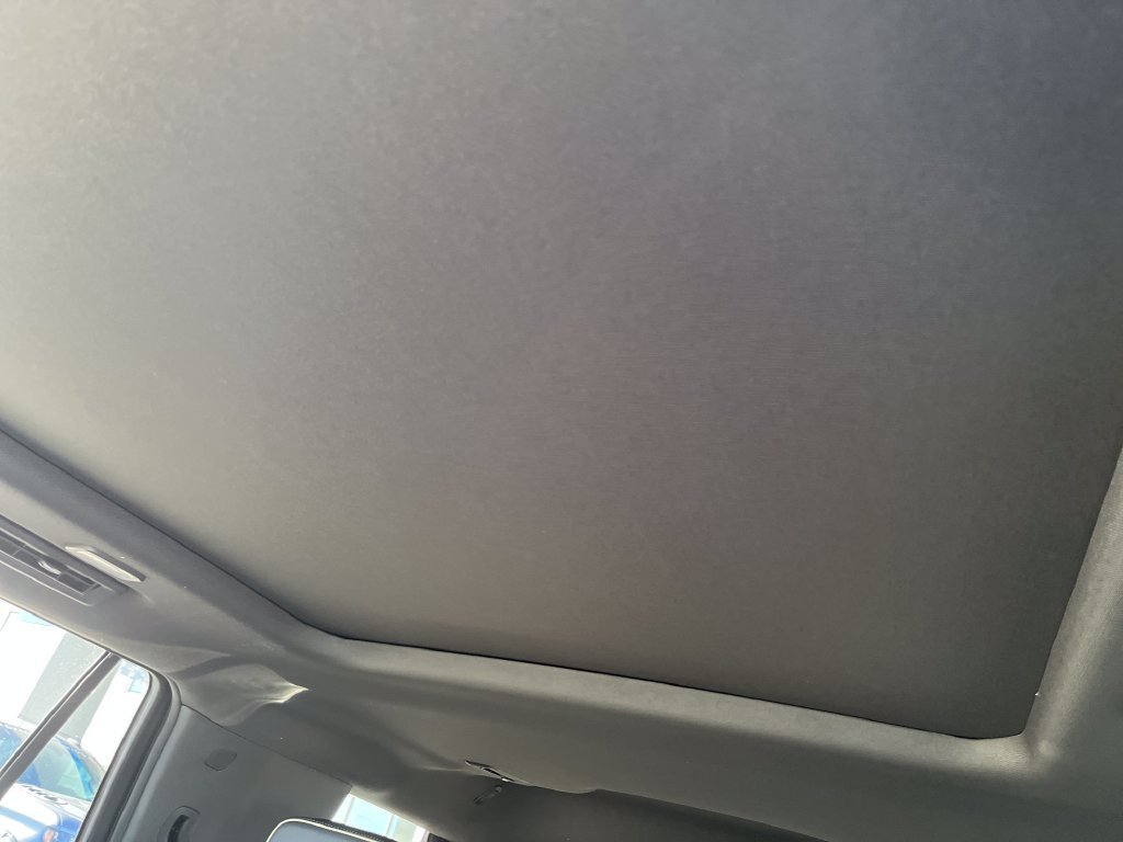 New 2027 Onyx Black GMC Elevation image 20