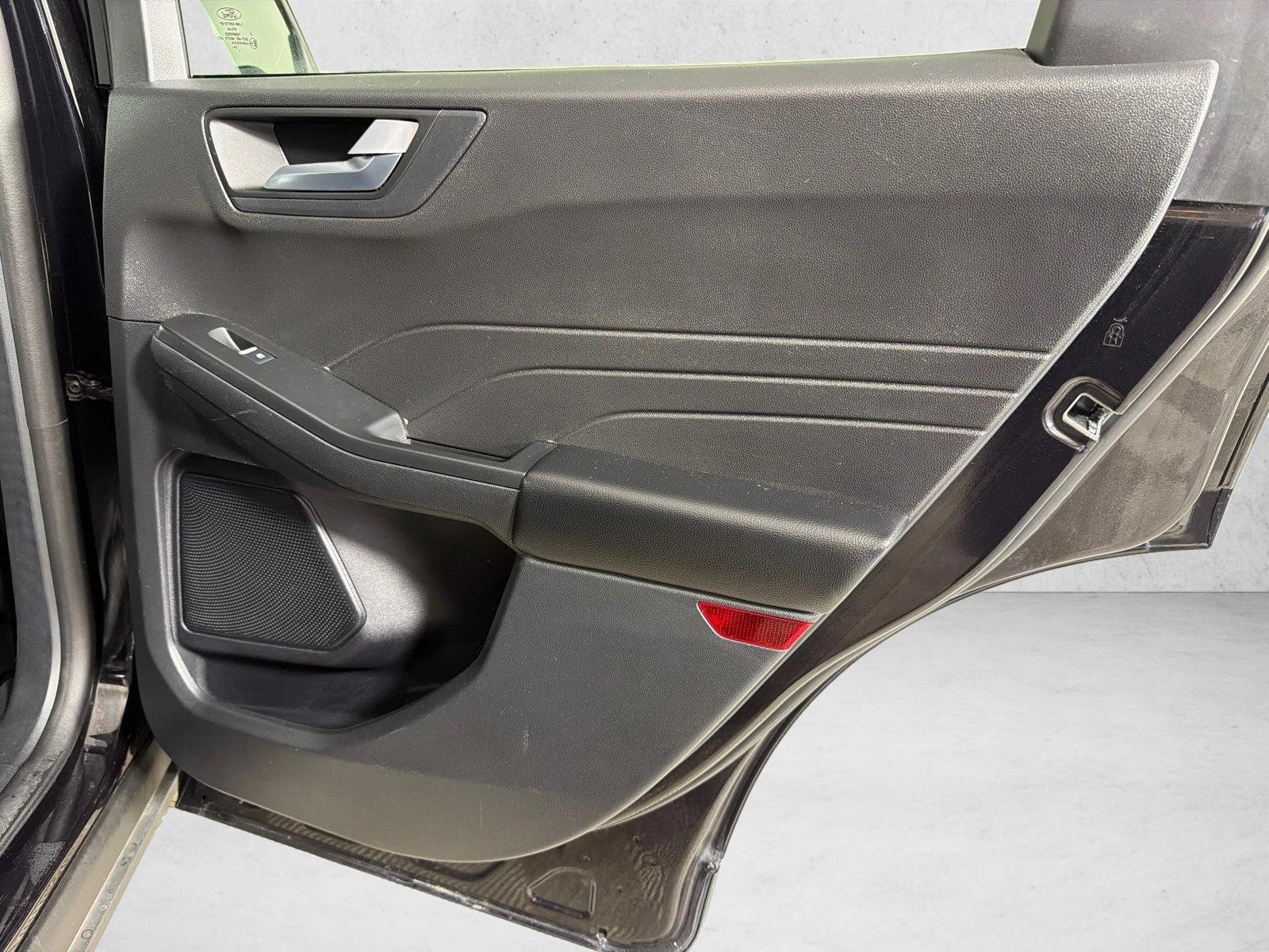 Used 2025 Agate Black Metallic Ford ST-Line Select image 16