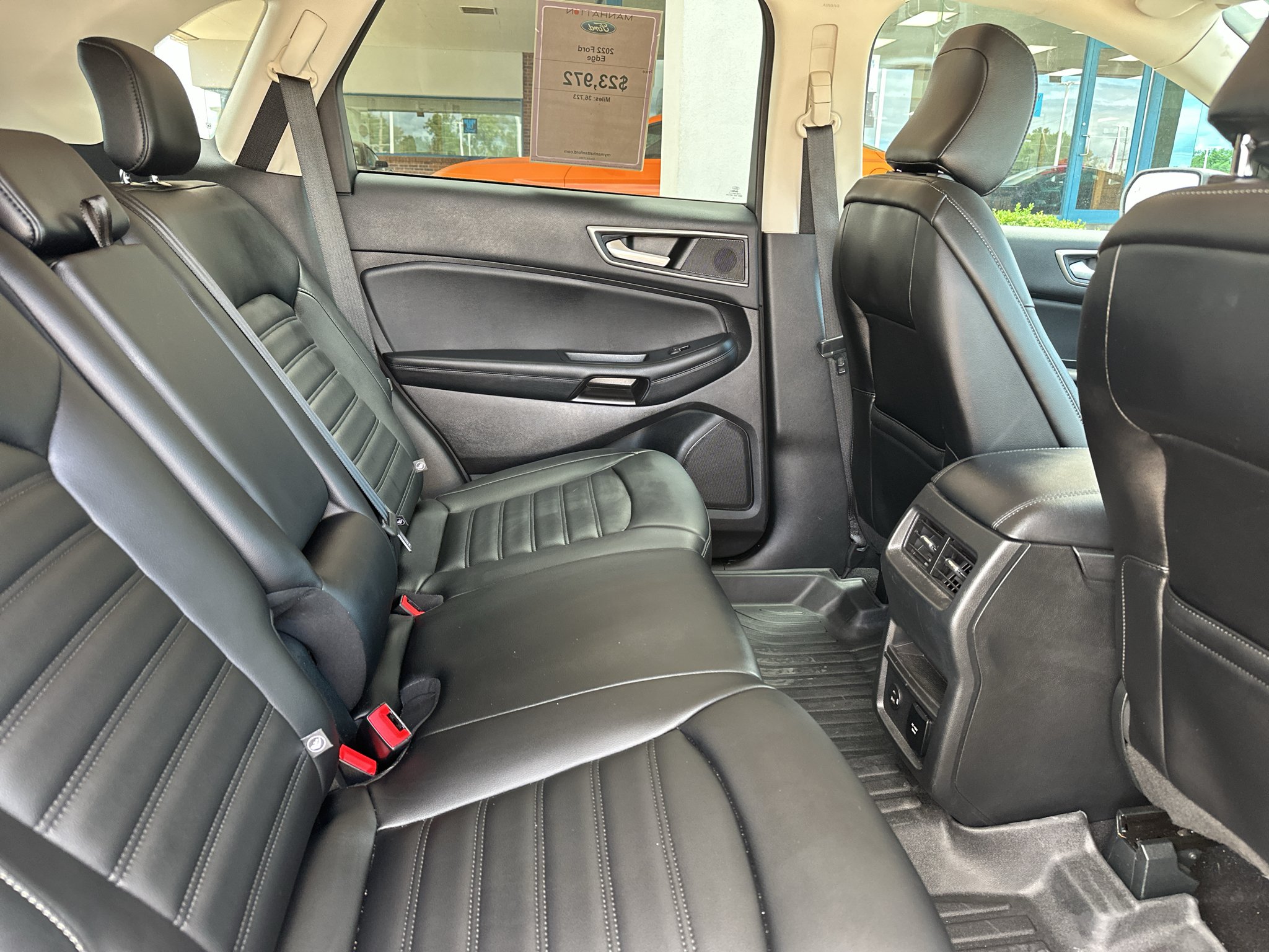 Used 2022 Carbonized Gray Metallic Ford SEL image 4