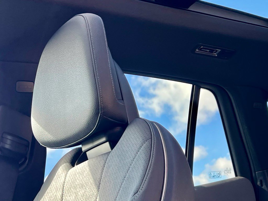 Certified Used 2023  Mercedes-Benz 350 SUV image 19