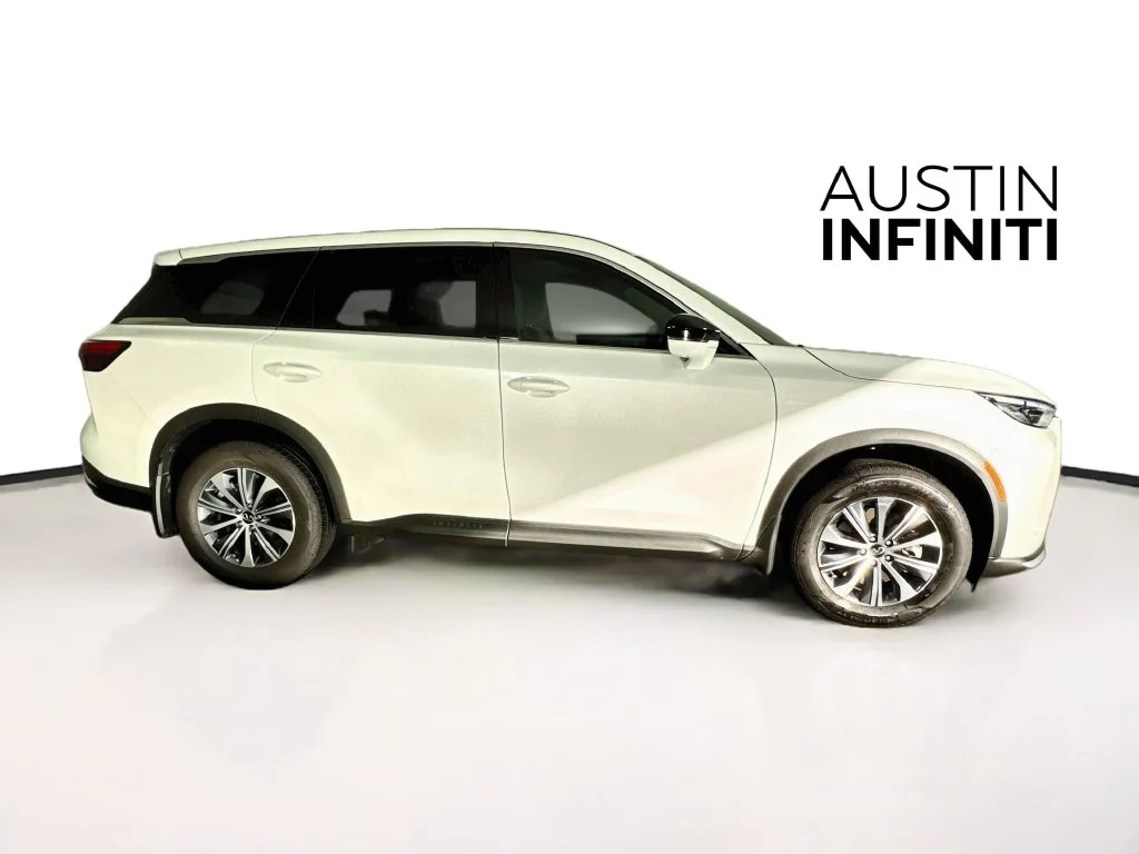 Certified Used 2027 White INFINITI PURE image 11