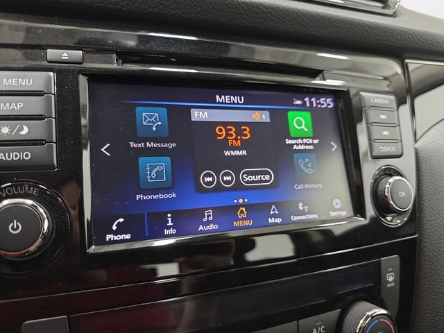 Used 2019 Red Nissan SL image 20