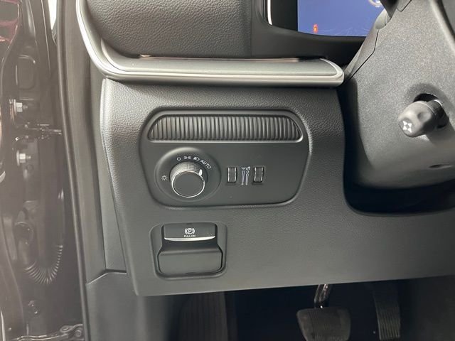 Used 2026 Black Jeep  image 18