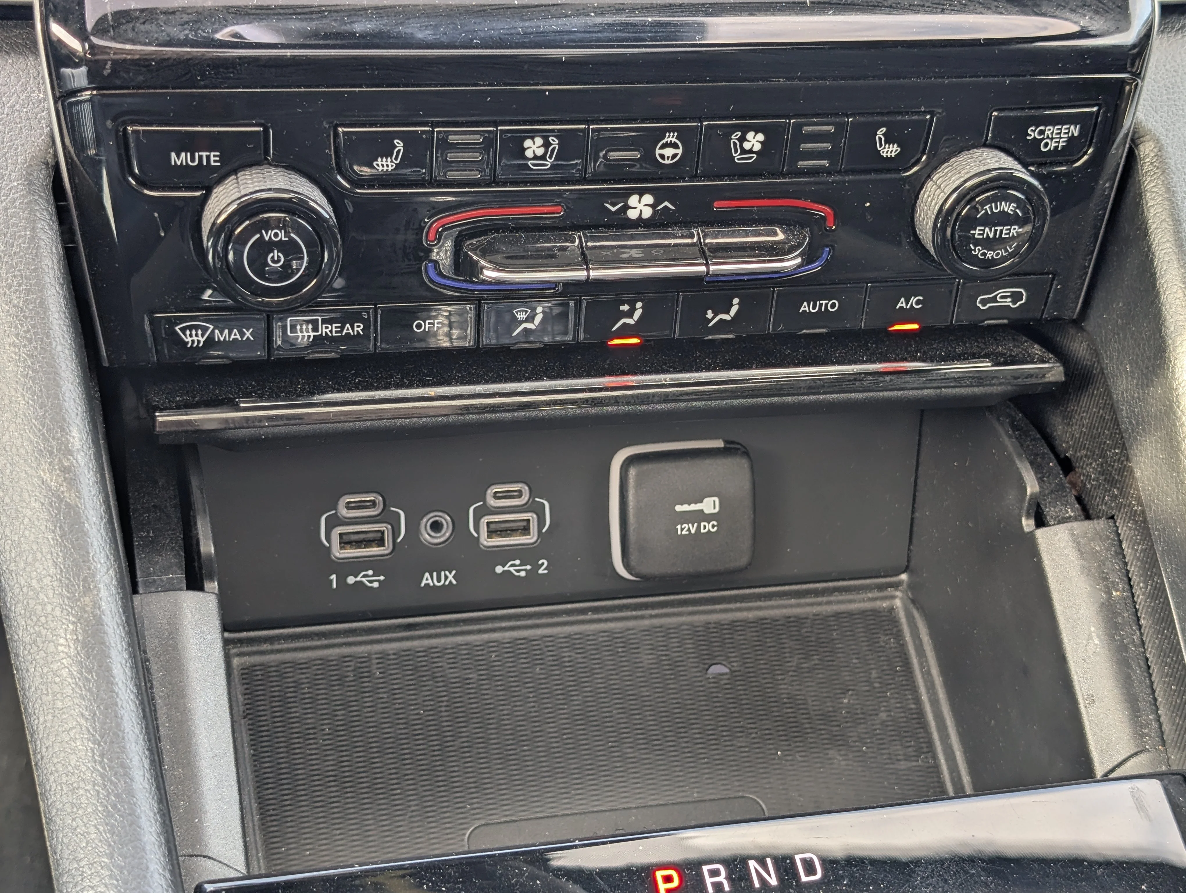 Used 2025 Baltic Grey Metallic Jeep Limited image 32