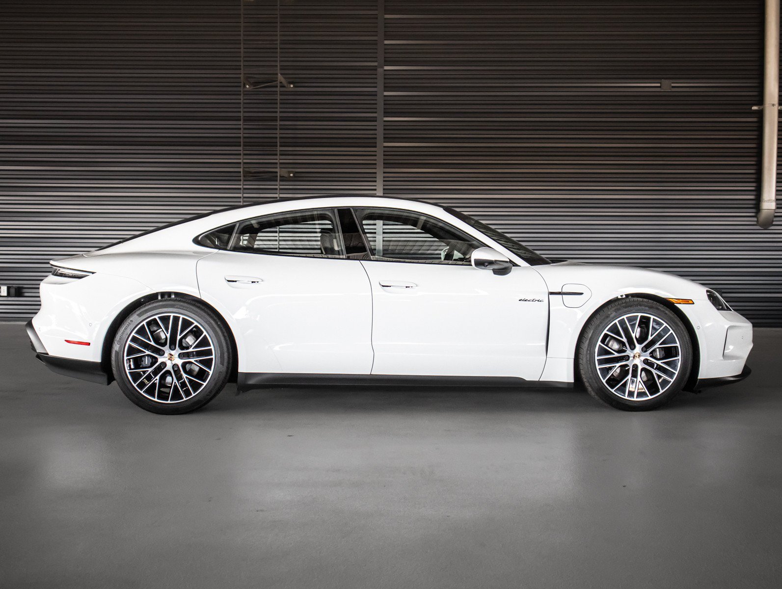 Certified Used 2026 White Porsche 4 image 11