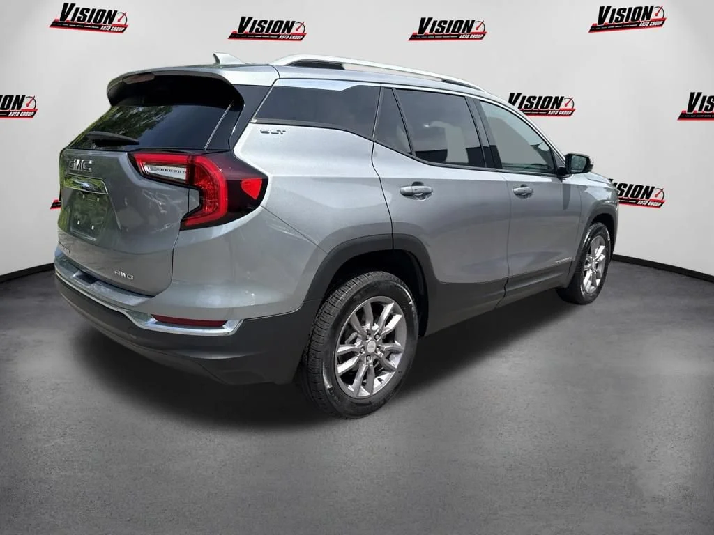 Used 2023 Sterling Metallic GMC SLT image 5