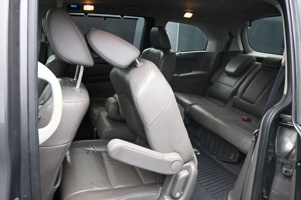 Used 2012  Honda Touring image 29