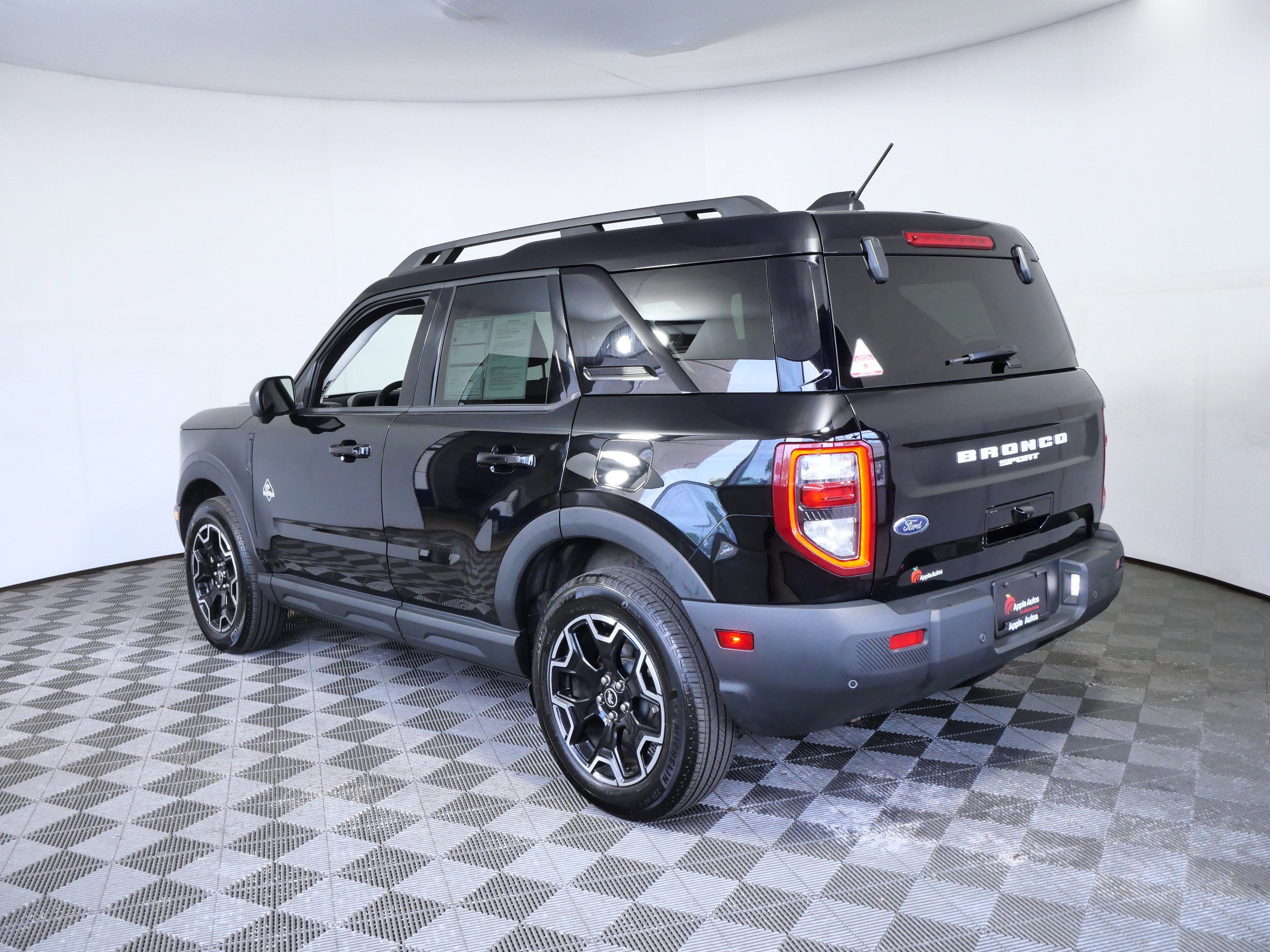 Certified Used 2025 Shadow Black Ford Outer Banks image 6
