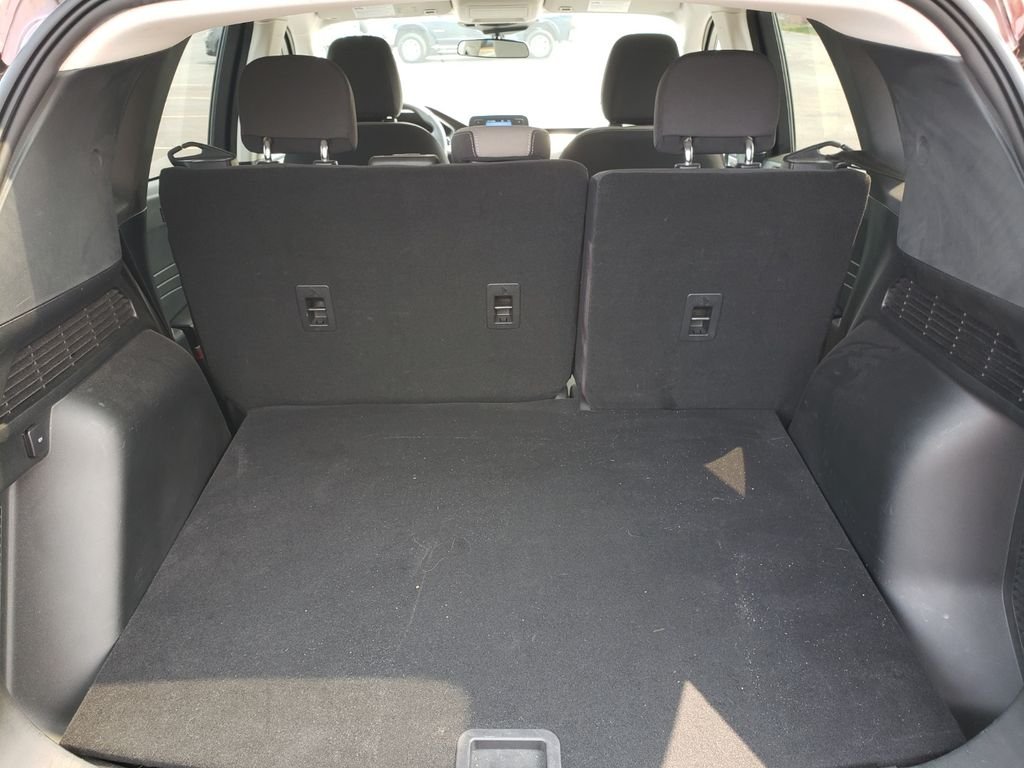 Used 2021 Blue Ford S image 12