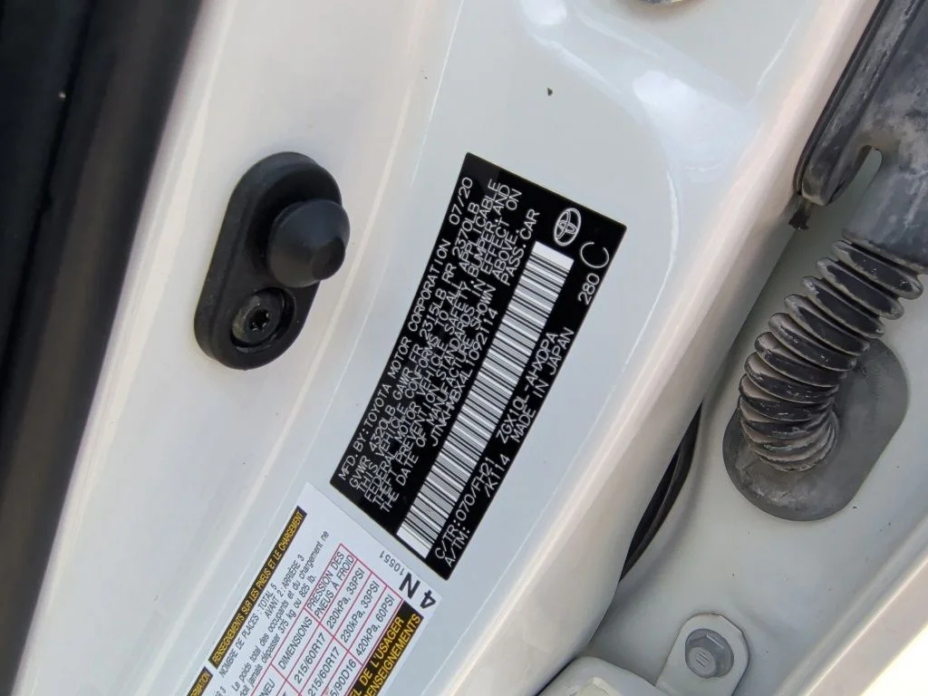 Used 2020 White Toyota LE image 40