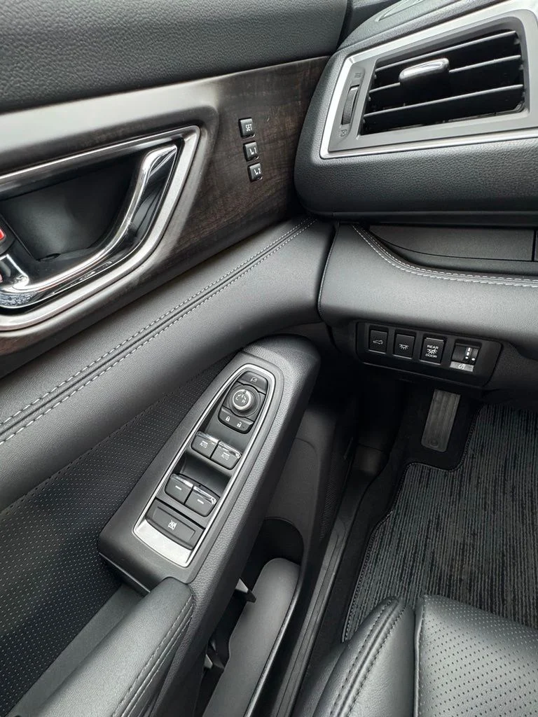 New 2027 MAGNETITE GRAY METALLIC Subaru Touring 7-Passenger image 17