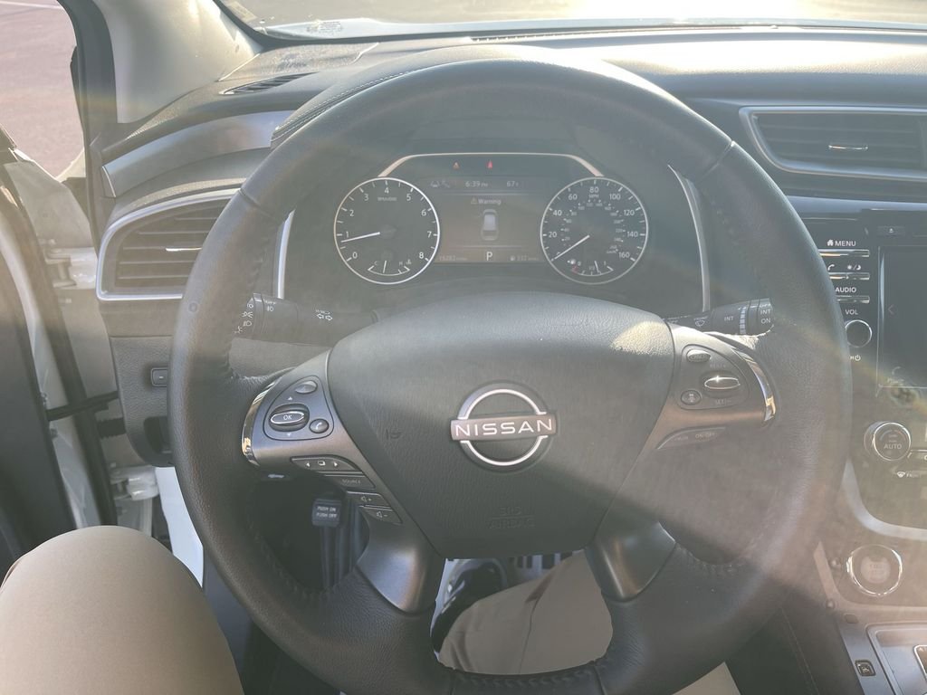 Used 2023 White Nissan SV image 14