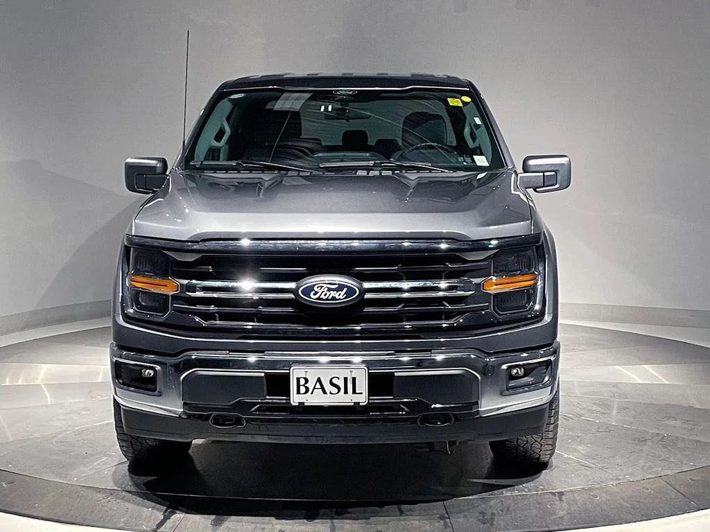 Used 2025 Gray Ford XLT image 9