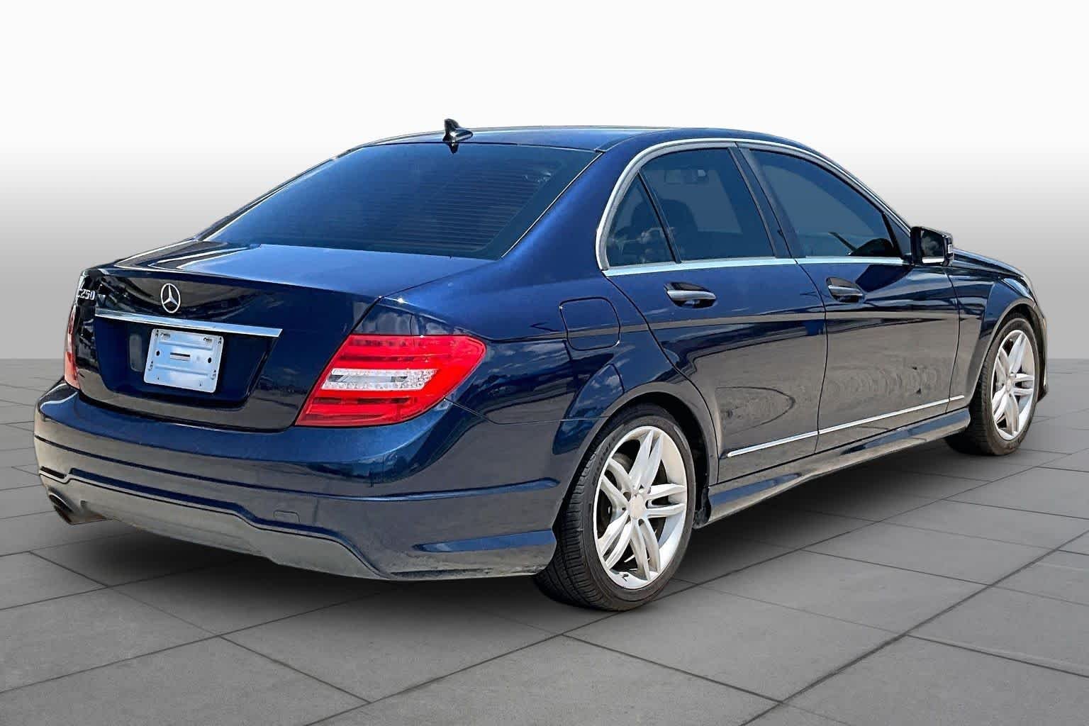 Used 2014 Lunar Blue Metallic Mercedes-Benz C 250 Sport image 13