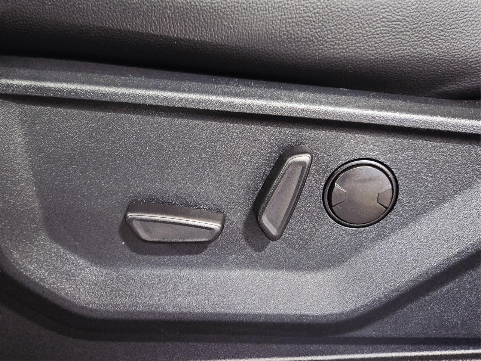 New 2026 Marsh Gray Ford Lariat® image 64