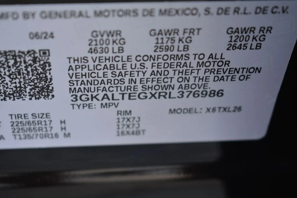 Used 2024 Black GMC SLE image 24