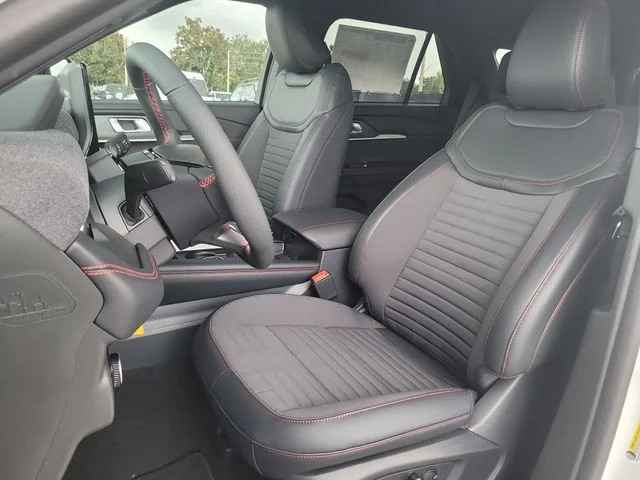 New 2026 White Metallic Ford ST-Line image 21