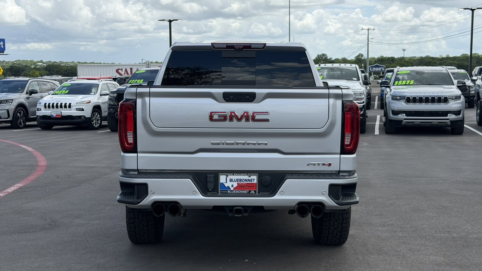 Certified Used 2022 Quicksilver Metallic GMC AT4 image 6