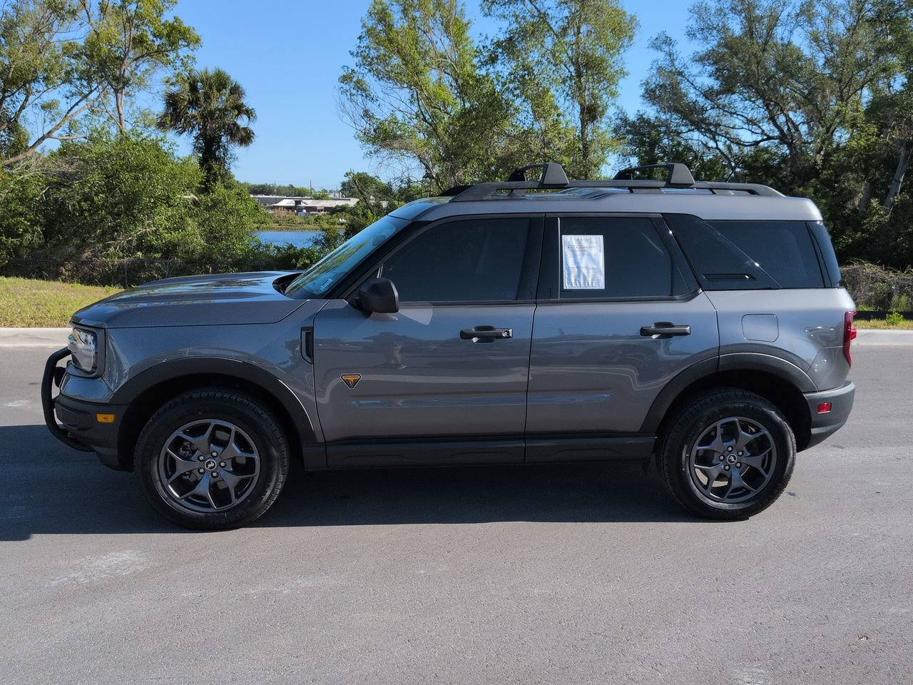 Used 2022 Gray Metallic Ford Badlands image 7