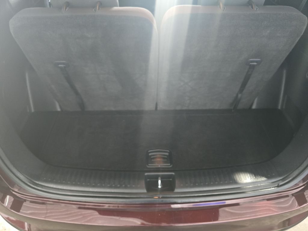 Used 2020 Purple Kia LX image 9