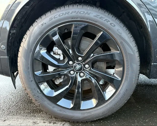 Certified Used 2025 Gray Land Rover S image 4