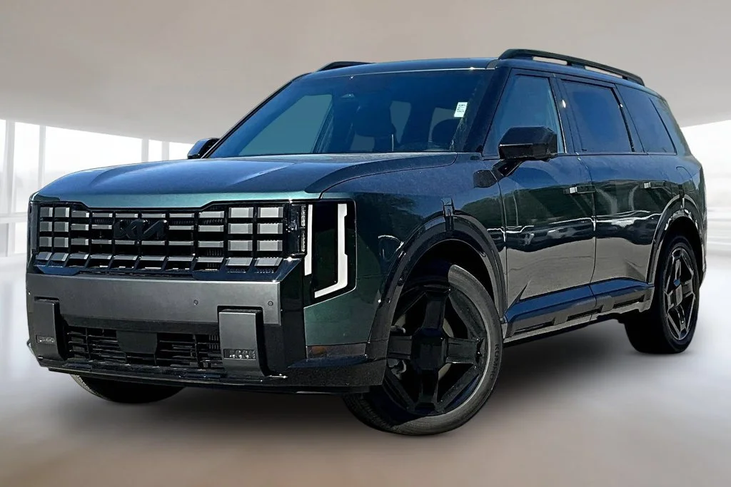 New 2027 Jade Green Kia X-Line SX Prestige image 1