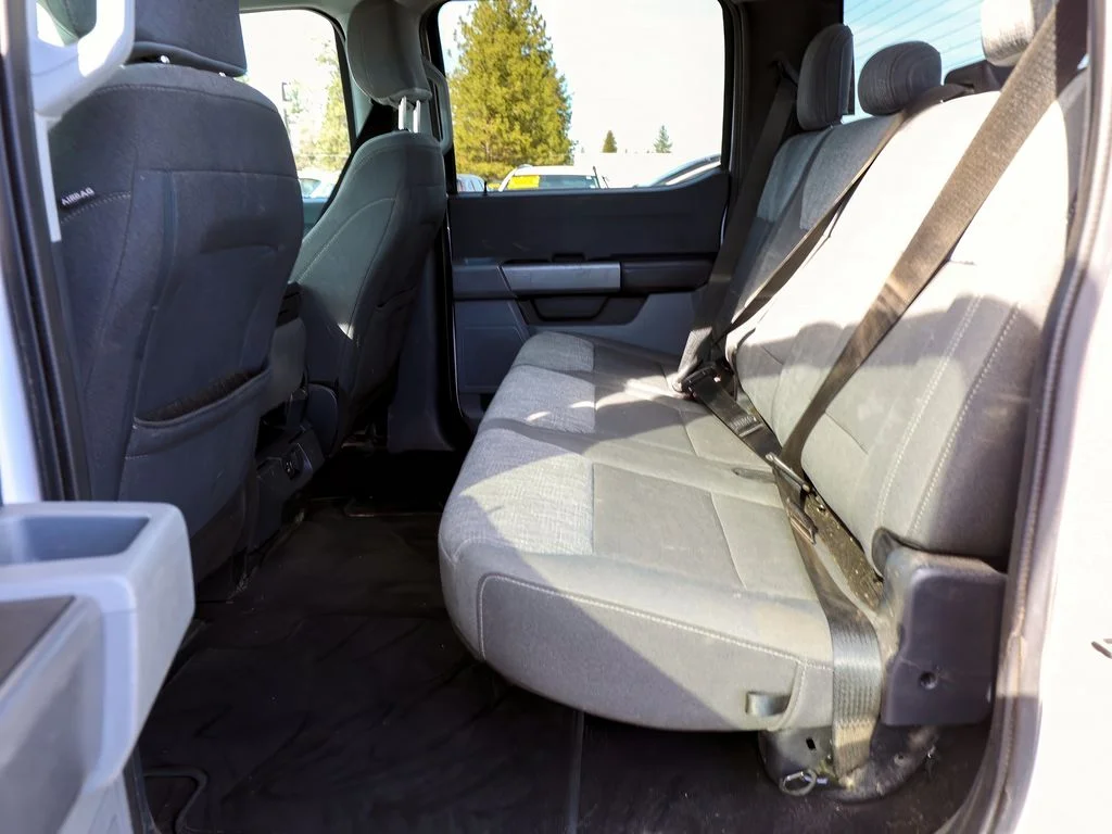 Used 2021 Oxford White Ford XLT image 22