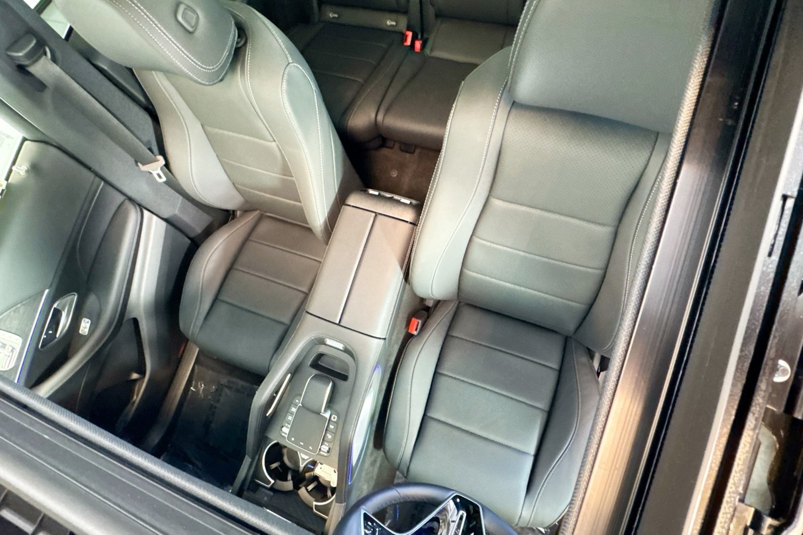 New 2026 Obsidian Black Metallic Mercedes-Benz GLE 350 image 19