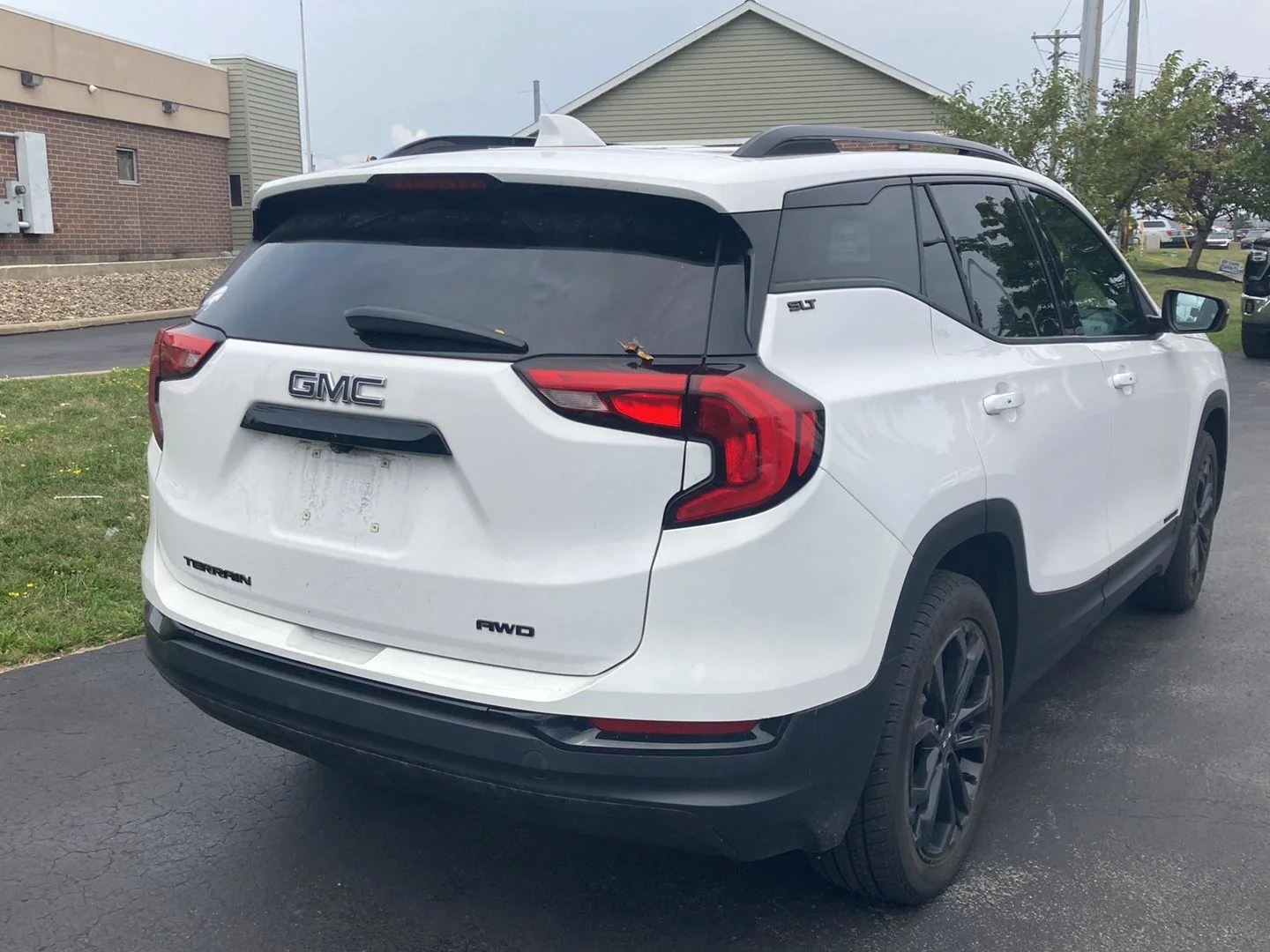 Used 2021 Summit White GMC SLT image 7