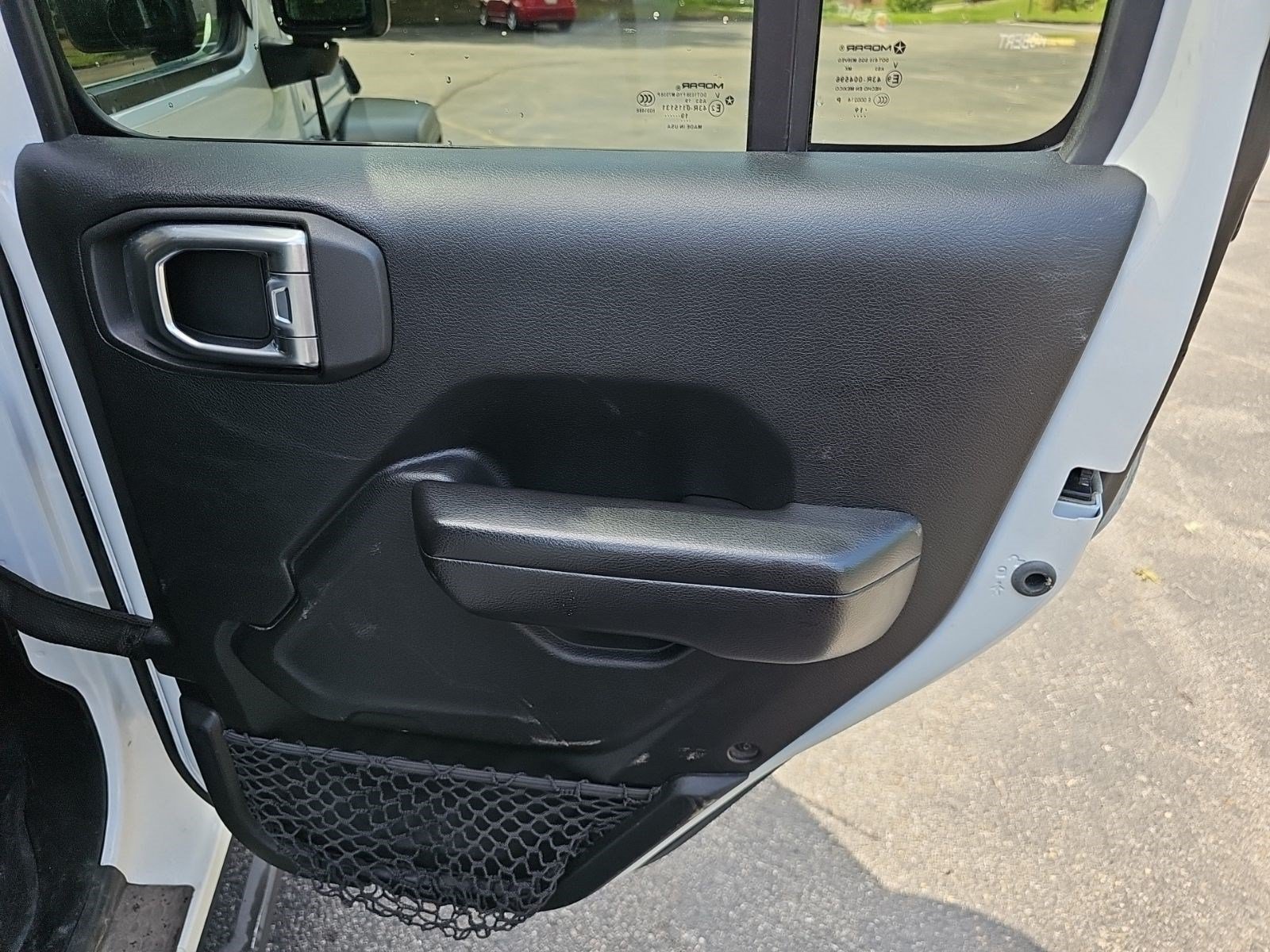 Used 2020 Bright White Clearcoat Jeep Sport S image 15