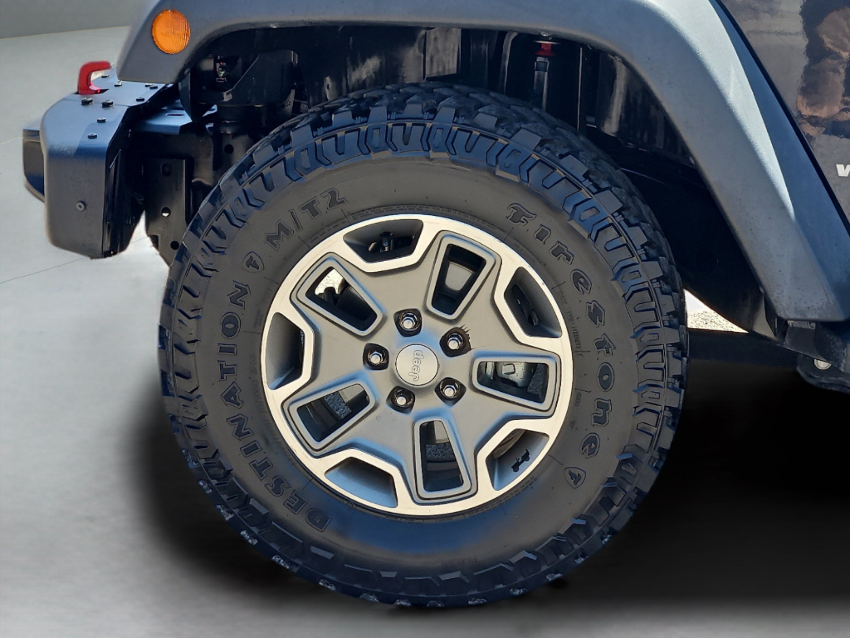 Used 2017 Rhino Clearcoat Jeep Unlimited Rubicon image 9