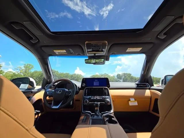 New 2026 Eminent White Pearl Lexus LUXURY image 28