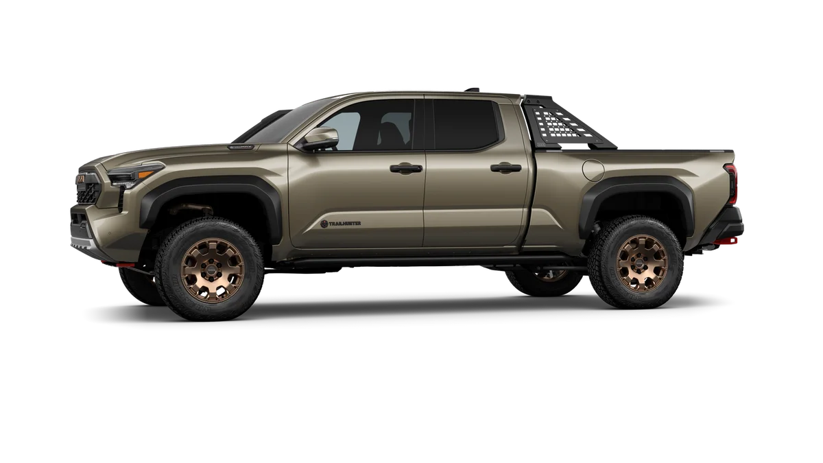 New 2026 Bronze Oxide Toyota Trailhunter image 3