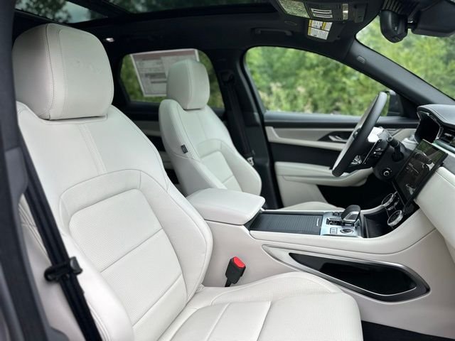 2026 Jaguar F-Pace R-Dynamic S - Photo 19