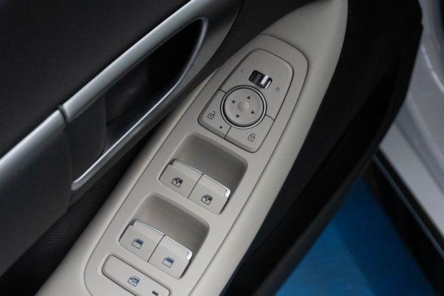 New 2026 White Hyundai SEL Sport image 12