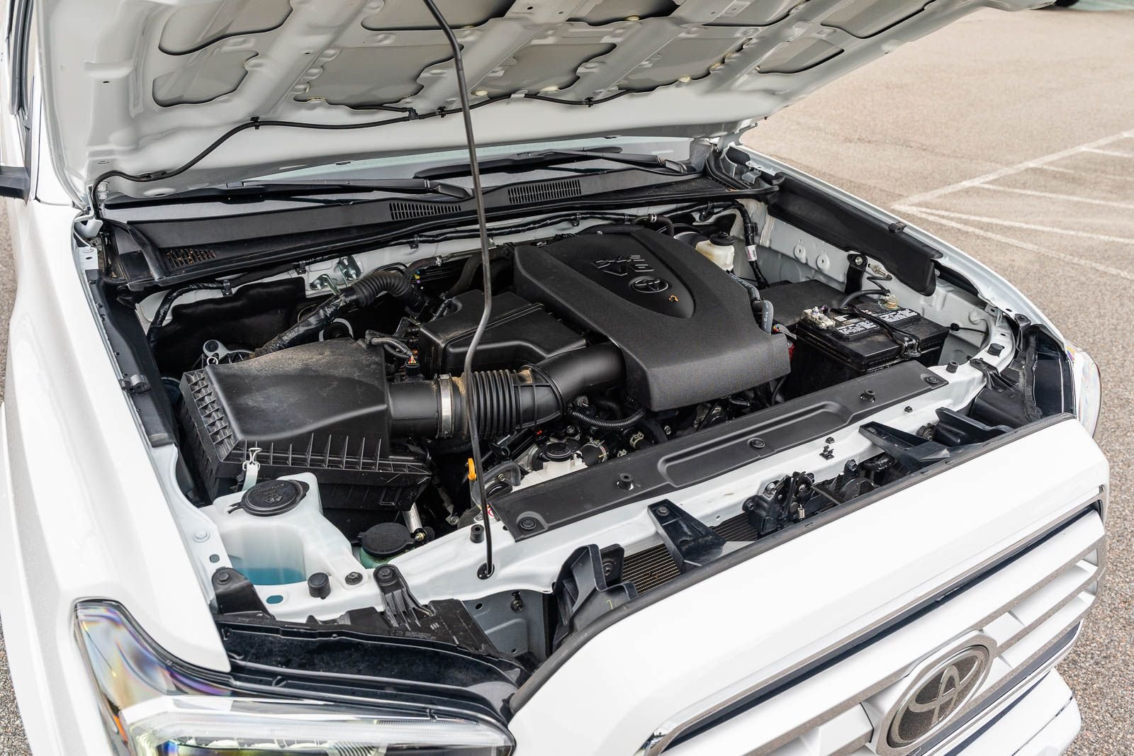2023 Toyota Tacoma Limited - Photo 24