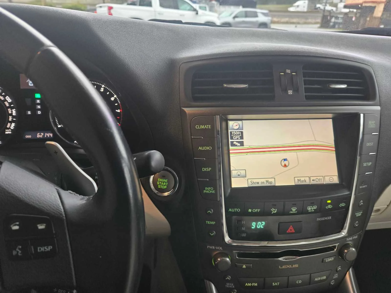 Used 2010  Lexus  image 13