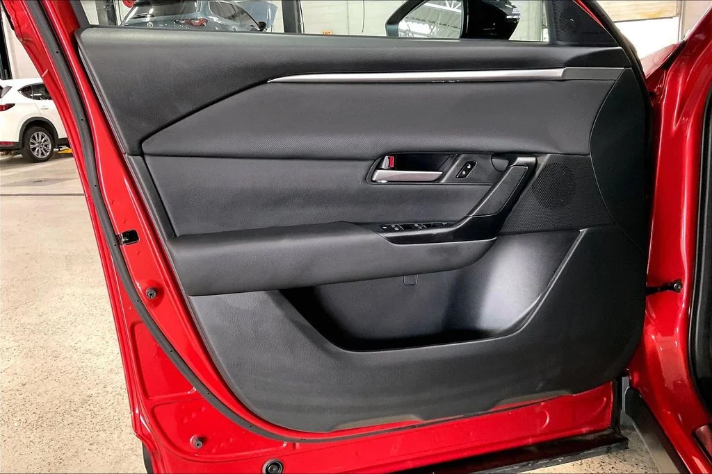 Used 2026 Red Mazda Preferred image 23