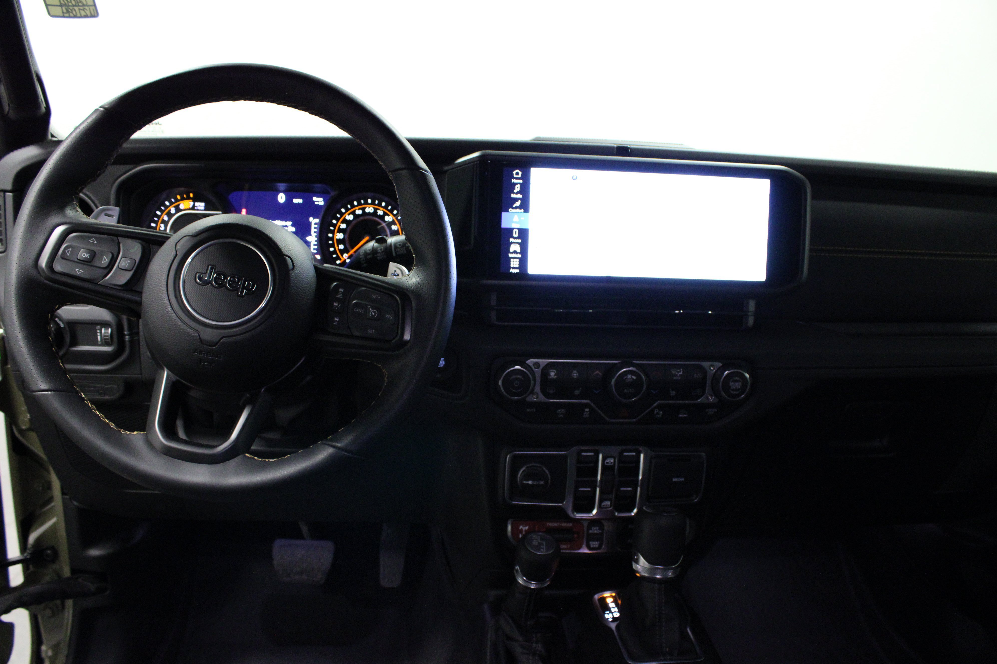Used 2025 41 Jeep Rubicon 392 image 18