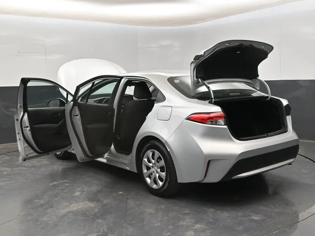 Used 2022 Silver Toyota LE image 34