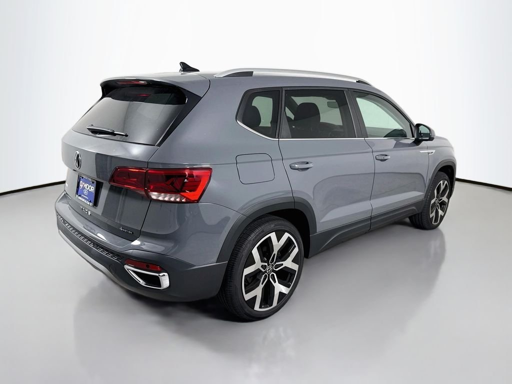 Used 2023 Platinum Gray Metallic Volkswagen SEL image 15