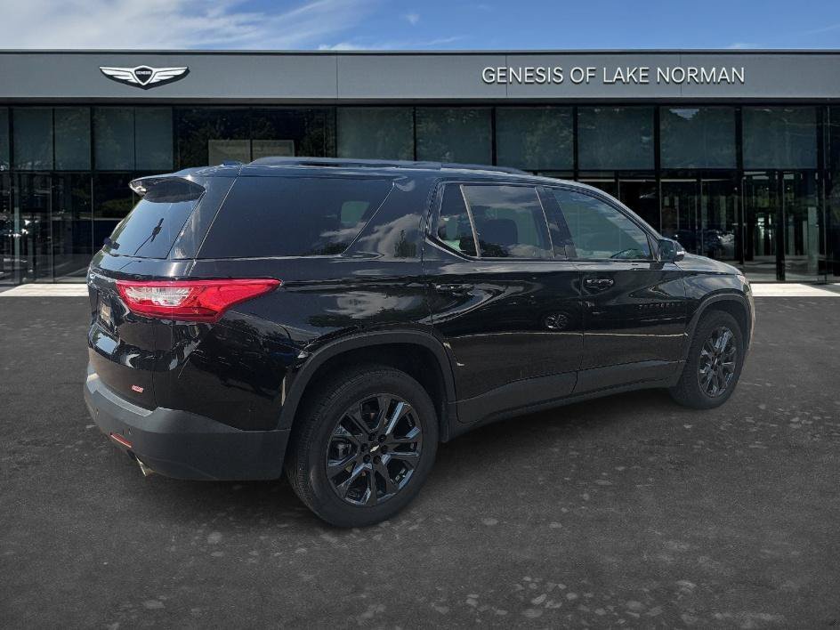 Used 2021 Mosaic Black Metallic Chevrolet RS Awd image 5