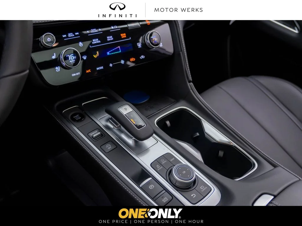 New 2027 GRAPHITE SHADOW INFINITI Luxe AWD image 11