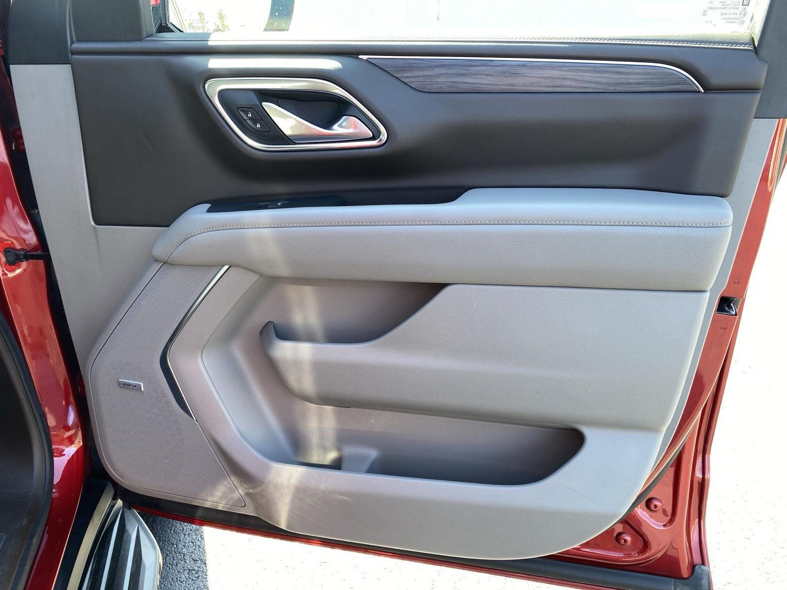 2022 GMC Yukon SLT - Photo 35