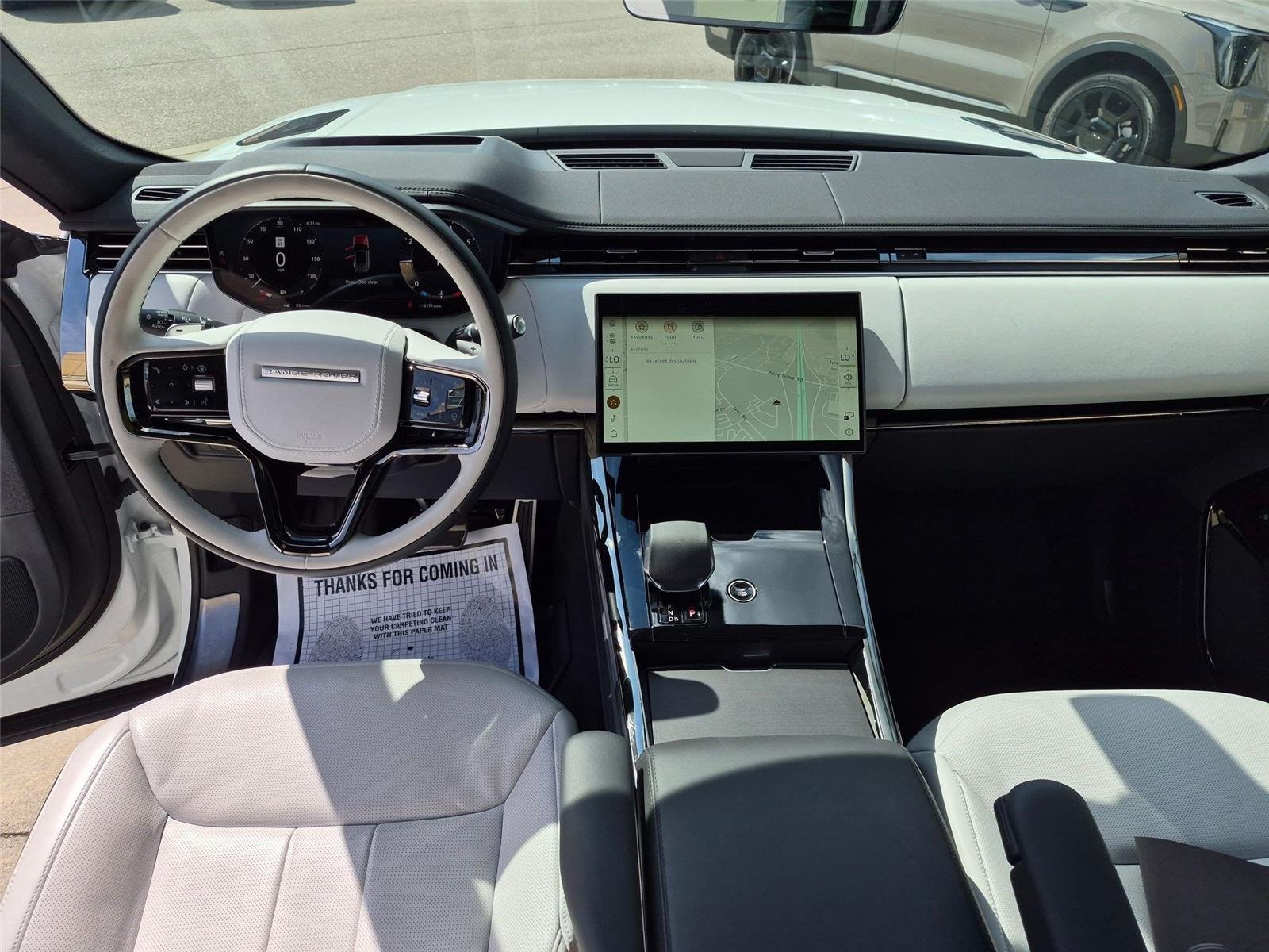 Used 2024 Fuji White Land Rover Dynamic SE image 26