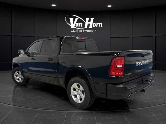 New 2026 Diamond Black Crystal Pearl-Coat Exterior Paint RAM Big Horn/Lone Star image 3