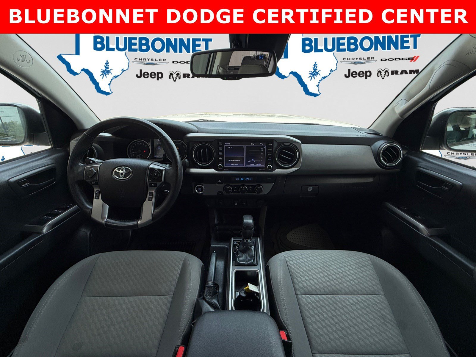 Used 2023 White Toyota  image 12
