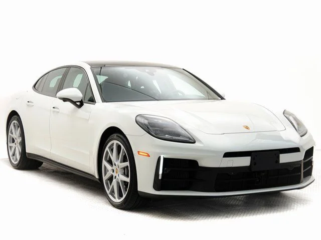 Certified Used 2024  Porsche 4 image 31