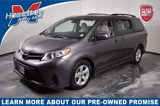 2019 Toyota Sienna LE