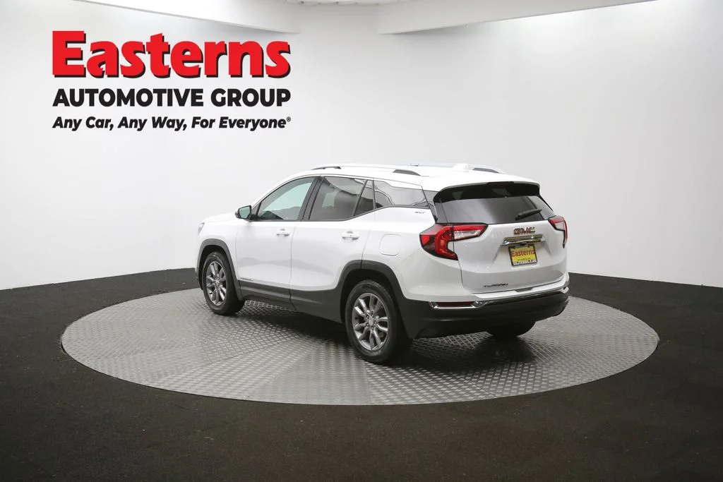 Used 2023 White GMC SLT image 66